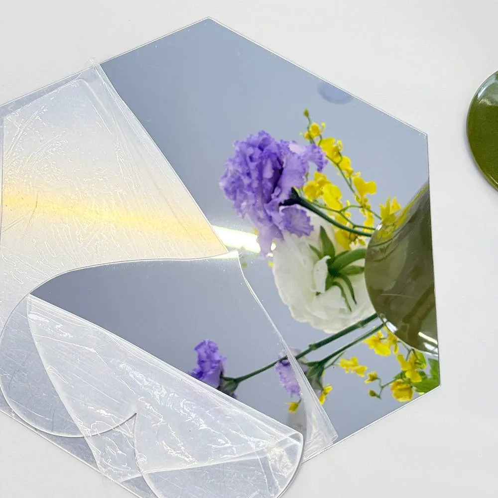 Acrylic Mirror Sheet Acrylic mirror sheet with reflective surface finish